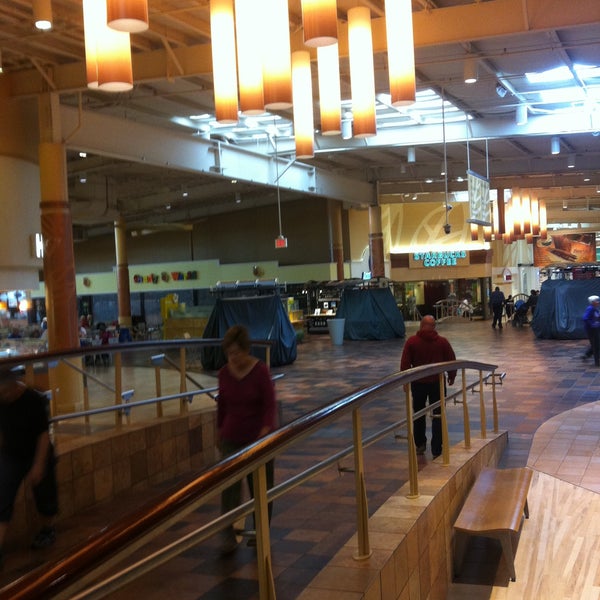 potomac mills mall inside
