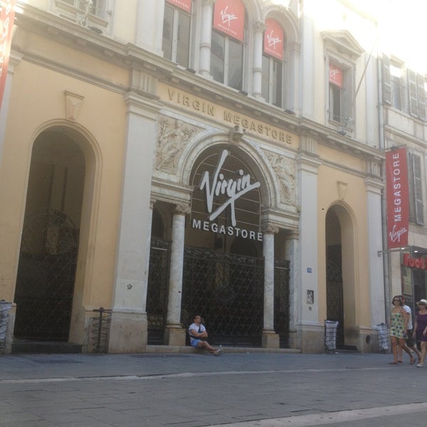 Photos At Virgin Megastore Now Closed Prefecture 75 Rue St Ferreol