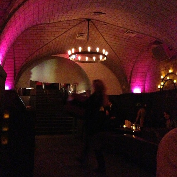 Photo taken at Cellar Bar at Bryant Park Hotel by Wan-Ling T. on 1/9/2013
