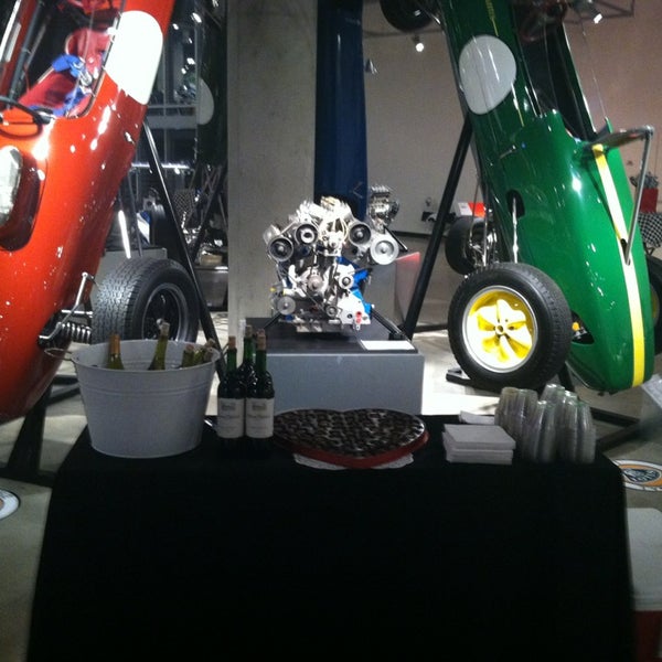 2/8/2013에 Michael D.님이 Barber Vintage Motorsports Museum에서 찍은 사진