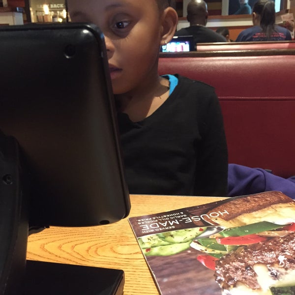 Photo taken at Chili&#39;s Grill &amp; Bar by Jae B. on 1/10/2015
