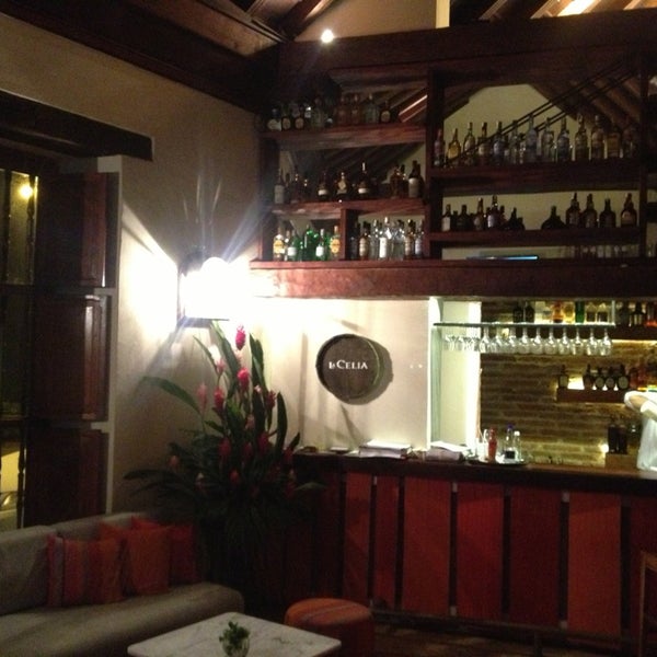 3/6/2013 tarihinde Fabriccio J.ziyaretçi tarafından Restaurante Bar Brujas de Cartagena'de çekilen fotoğraf