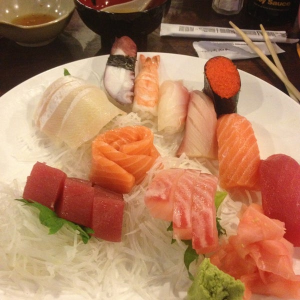Photo taken at Sakura Japanese Steak, Seafood House &amp; Sushi Bar by Seanster Z. on 2/22/2013