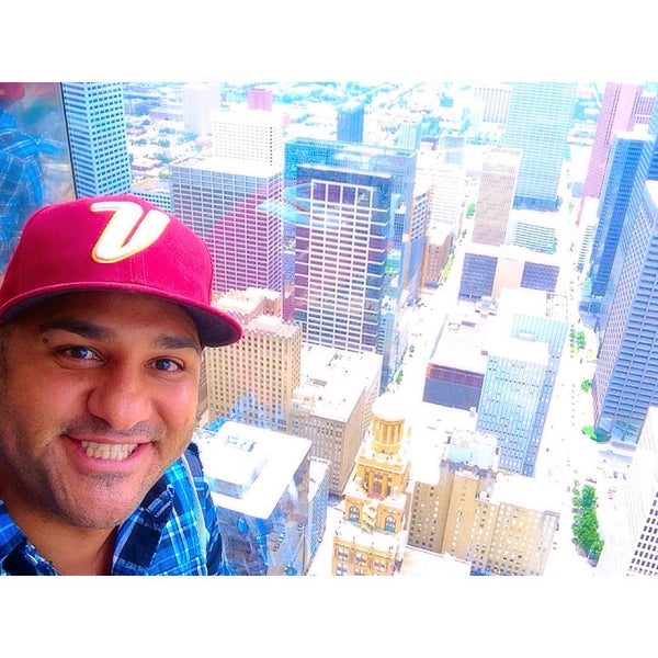 7/23/2015 tarihinde Omar M.ziyaretçi tarafından JPMorgan Chase Tower'de çekilen fotoğraf