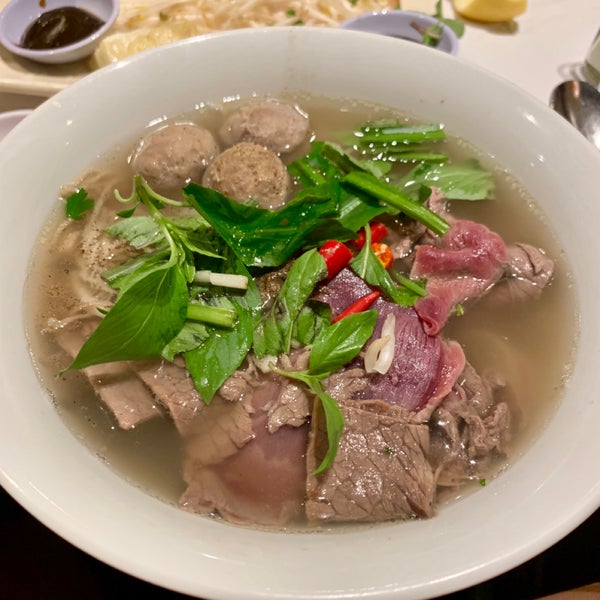 Photo taken at Pho Banh Cuon 14 by Helen Do (. on 6/28/2019