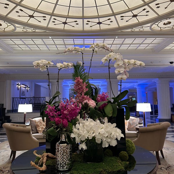Photo taken at InterContinental New York Barclay by Helen Do (. on 5/11/2023
