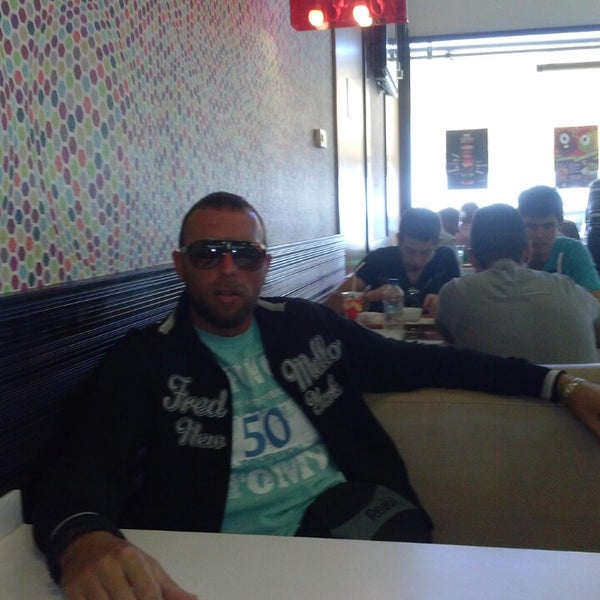 Photo taken at Goody&#39;s Burger House by Nenad M. on 9/24/2013