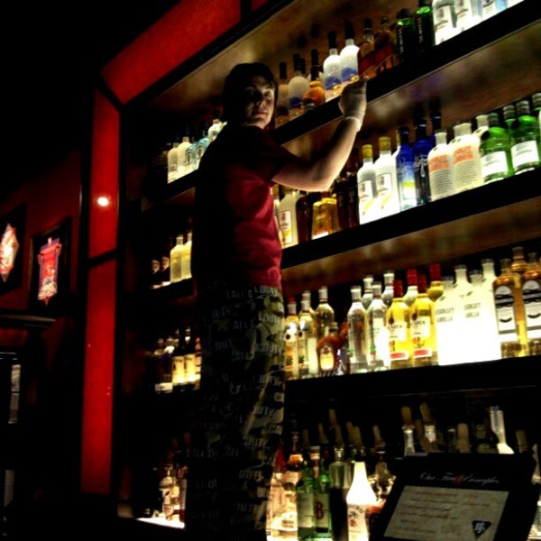 10/30/2012にBrattynn T.がBJ&#39;s Restaurant &amp; Brewhouseで撮った写真
