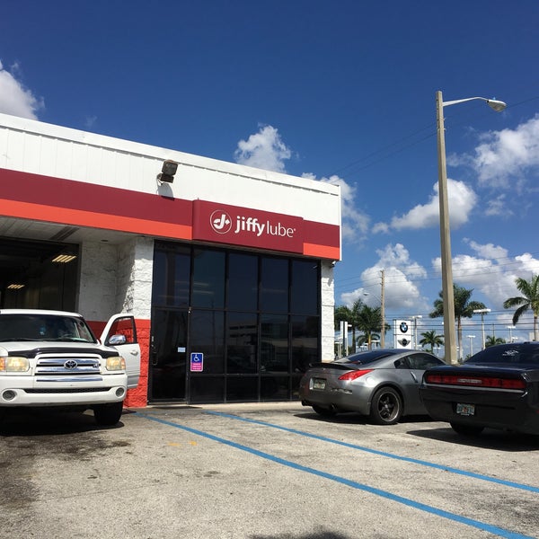 Jiffy Lube Automotive Repair Shop in West Palm Beach