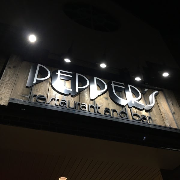 2/14/2016에 Erik🇺🇸님이 Pepper&#39;s Restaurant &amp; Bar에서 찍은 사진