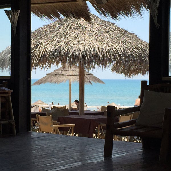 Тики бич. Тики бич. Tiki beach. Частный пляж tiki в ичмелере. Ямайка ресторан одесса.