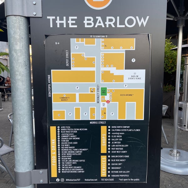 Foto tirada no(a) The Barlow por nic t. em 11/29/2020