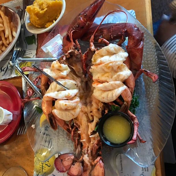 Снимок сделан в Mabel&#39;s Lobster Claw пользователем Jim G. 9/3/2017