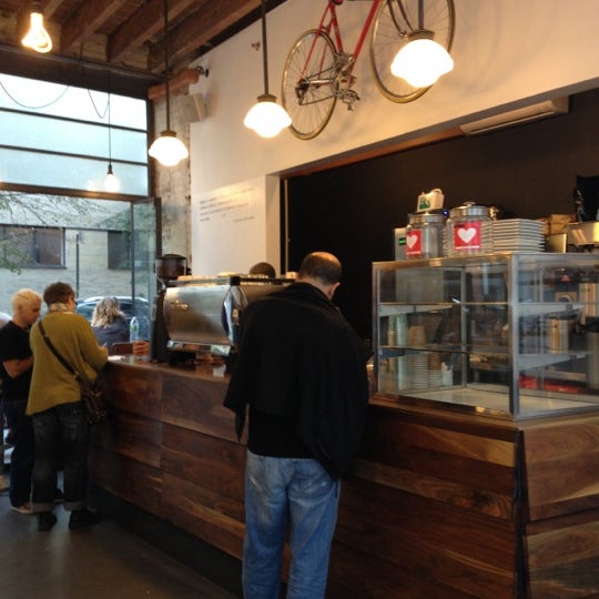 Фотографии на Gasoline Alley Coffee Кофейня в NoHo