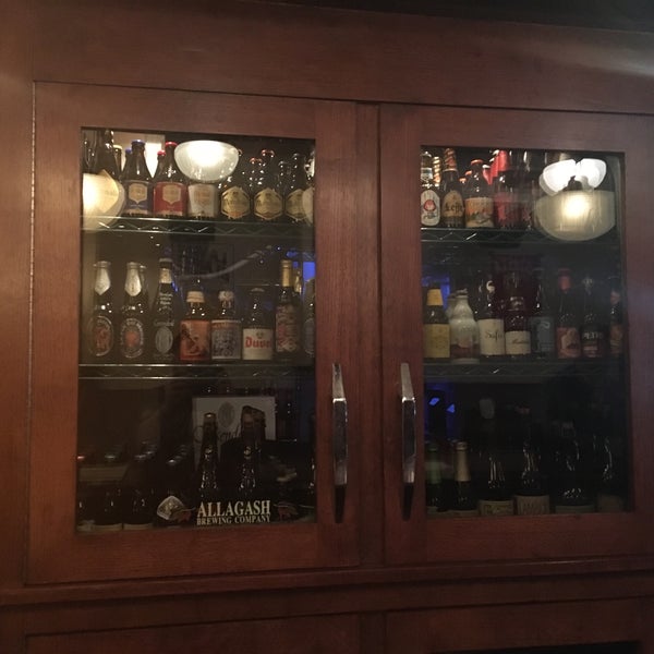 2/11/2017에 James L.님이 Victoire: A Belgian Beer Bar &amp; Bistro에서 찍은 사진