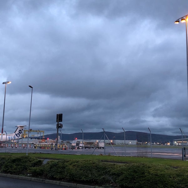 Das Foto wurde bei George Best Belfast City Airport (BHD) von James L. am 11/21/2018 aufgenommen