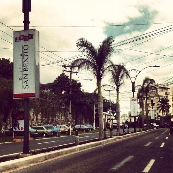 Zona Rosa Colonia San Benito, San Salvador