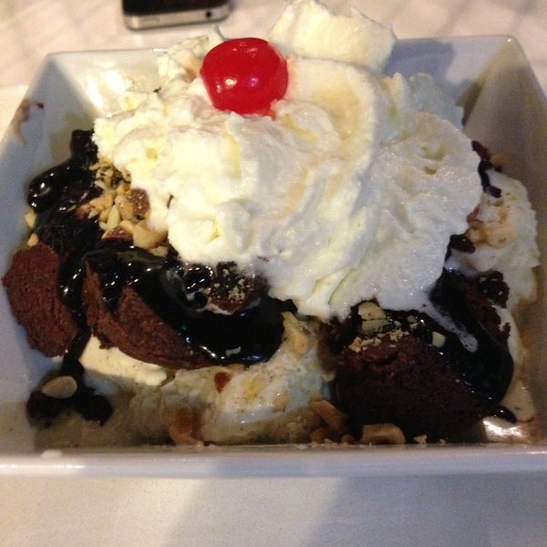 6/26/2013にMadina O.がSyrup Dessertsで撮った写真