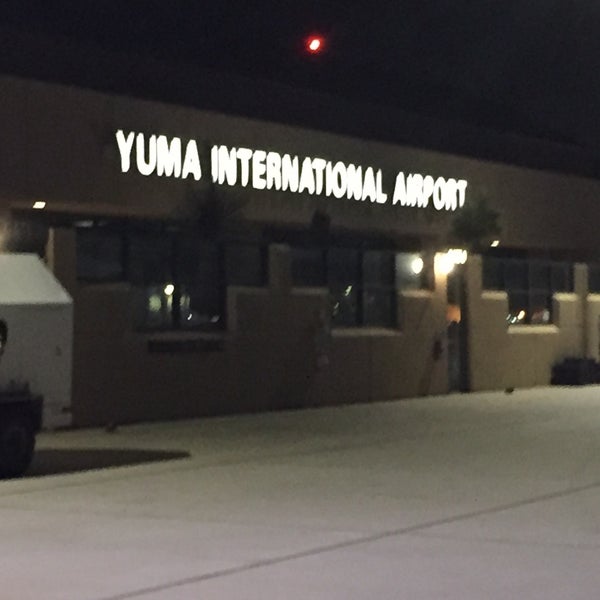 Foto tomada en Yuma International Airport (YUM)  por Daniel S. el 5/25/2017