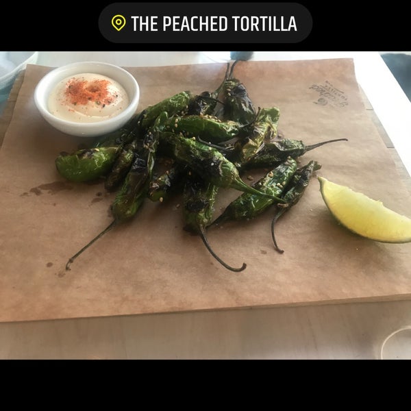 รูปภาพถ่ายที่ The Peached Tortilla โดย Denise B. เมื่อ 11/2/2020