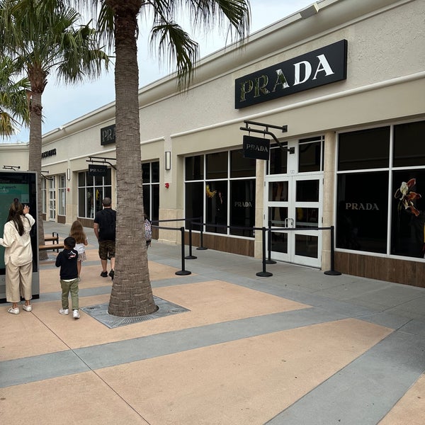 Orlando Vineland Premium Outlets - GUCCI 