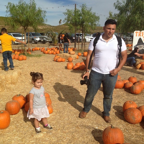 Peltzer Farms 39925 Calle Contento