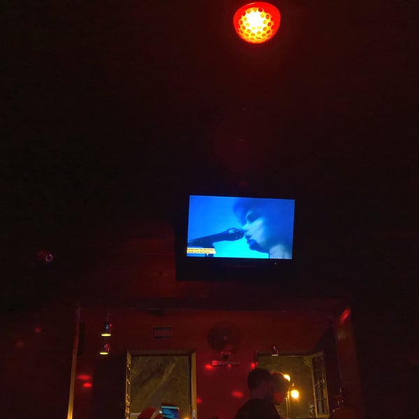 3/30/2018にundergroundがExit Barで撮った写真