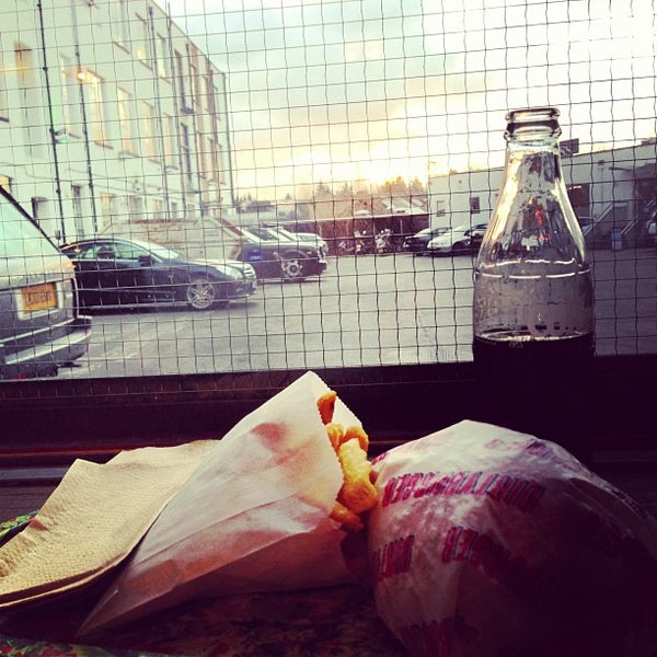 12/10/2012にIlgar A.がDirty Burgerで撮った写真