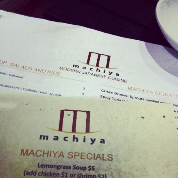 รูปภาพถ่ายที่ Machiya โดย TheYumYum F. เมื่อ 11/17/2013