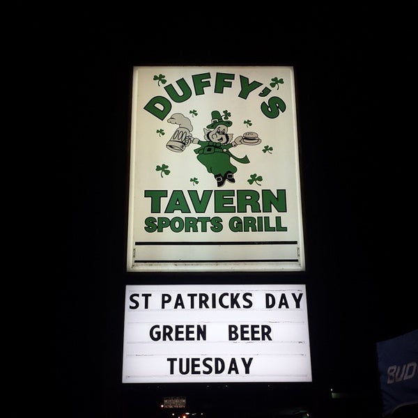 Photo taken at Duffy&#39;s Tavern by TheYumYum F. on 3/18/2015