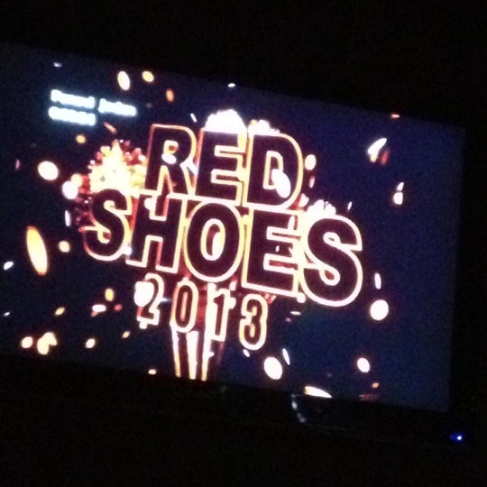 Foto scattata a Red Shoes da Denis il 12/1/2012