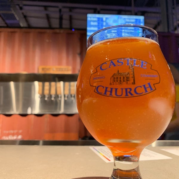 Снимок сделан в Castle Church Brewing Community пользователем Brian L. 8/31/2019