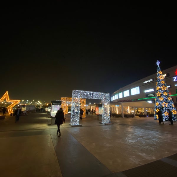 Photo taken at Băneasa Shopping City by Adynutza on 11/17/2020