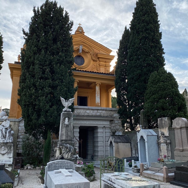Cimetière du Château Cemetery in Nice Cimetière du Château Cemetery in Nice