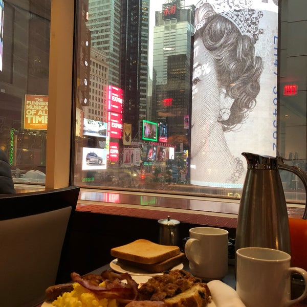 Photo taken at Crowne Plaza Times Square Manhattan by Adynutza on 10/2/2018