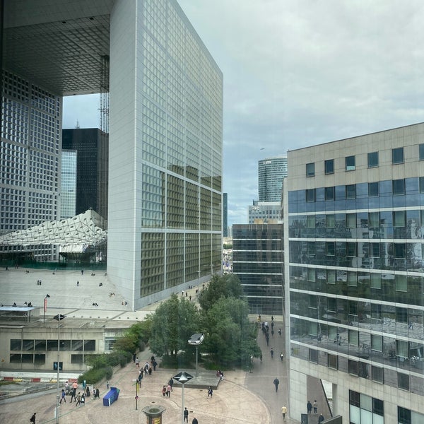 Photo taken at Hôtel Renaissance Paris La Défense by Adynutza on 7/5/2021