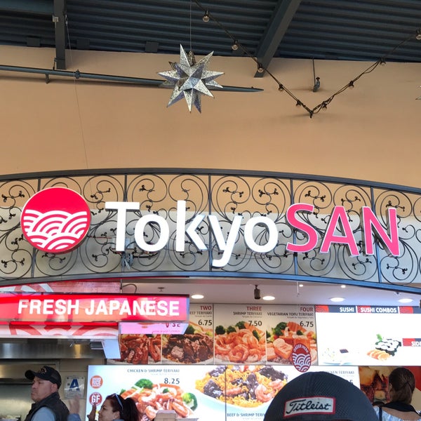 Суши новотроицк. Токио сан. Ролл из огурца с креветкой. Tokyo san 1983. Токио сан.