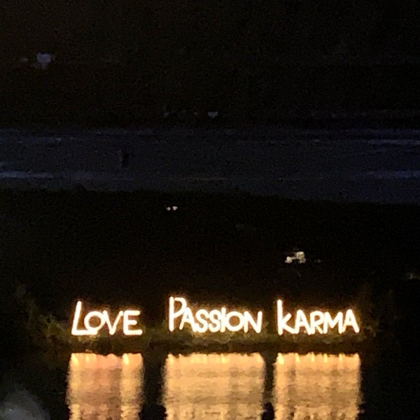 Foto tomada en LPK Waterfront (Love Passion Karma)  por Lavanya V. el 7/20/2019