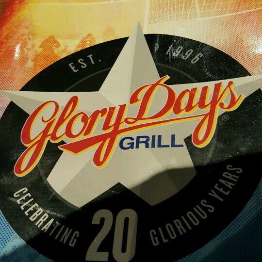 รูปภาพถ่ายที่ Glory Days Grill โดย EDoubleE . เมื่อ 11/22/2016