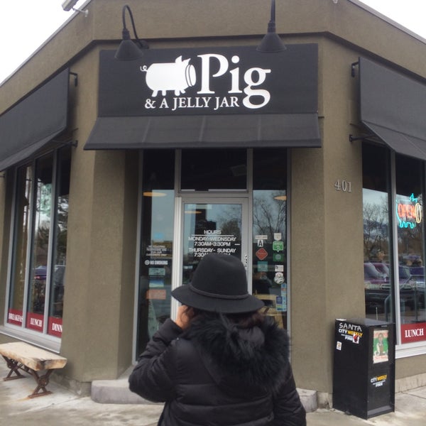 Photo taken at Pig &amp; A Jelly Jar Salt Lake City by John O. on 12/24/2016