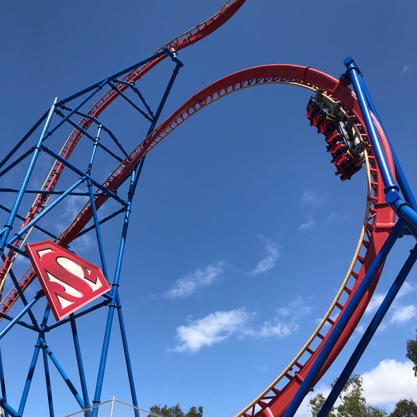 Photo taken at Six Flags Discovery Kingdom by Igor K. on 9/28/2019