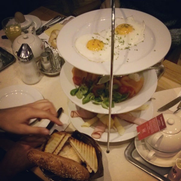 10/25/2014にOlga N.がCafé Restaurant Hummelで撮った写真