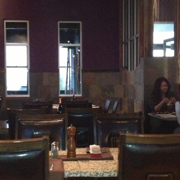 4/18/2013에 Kristin P.님이 GreenFire Restaurant Bar &amp; Bakery-Woodfire Pizza에서 찍은 사진