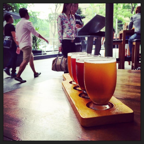 Das Foto wurde bei JiBiru Craft Beer Bar von Rikard N. am 9/14/2015 aufgenommen