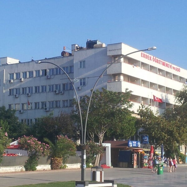 Erdek Öğretmenevi