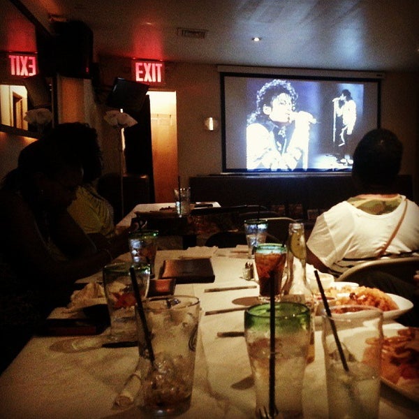6/1/2013にShanda R.がStone Creek Bar and Loungeで撮った写真