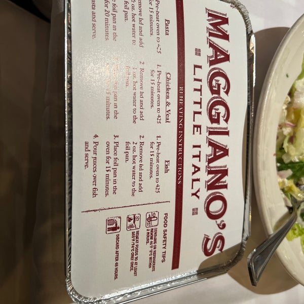 Maggiano's Little Italy Italian Restaurant in Springfield