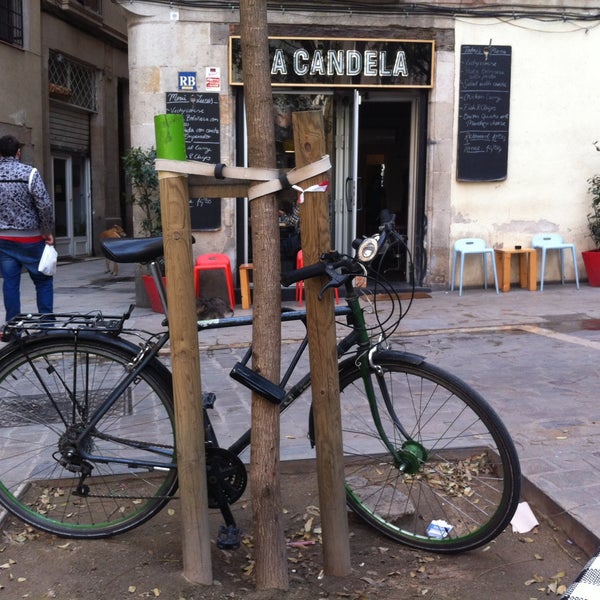 Photo taken at La Candela by СашаВяль Barceloner.com on 3/30/2015