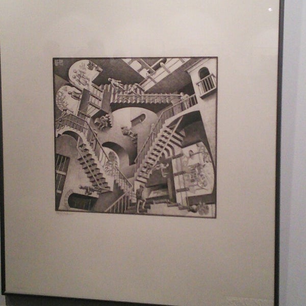 Центр книги и графики литейный. Выставочный центр на литейном. Центр книги и графики санкт петербург. Галерея «центр книги и графики». Стенд из 3 экранов.