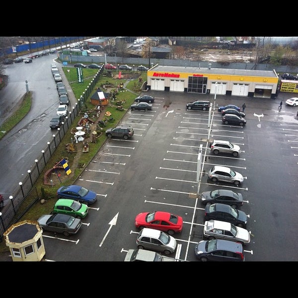 11/6/2012에 Dmitry B.님이 Автомойка на Варшавской에서 찍은 사진